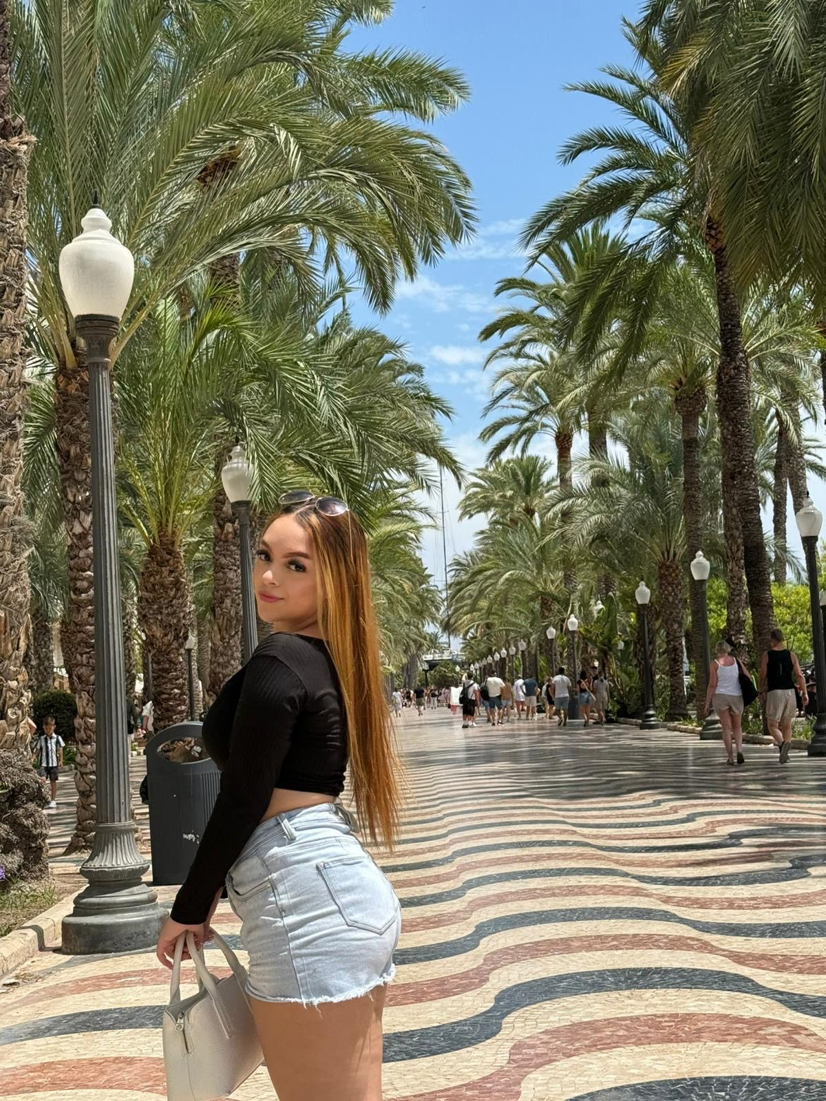 612244192|CRISTAL|Chica