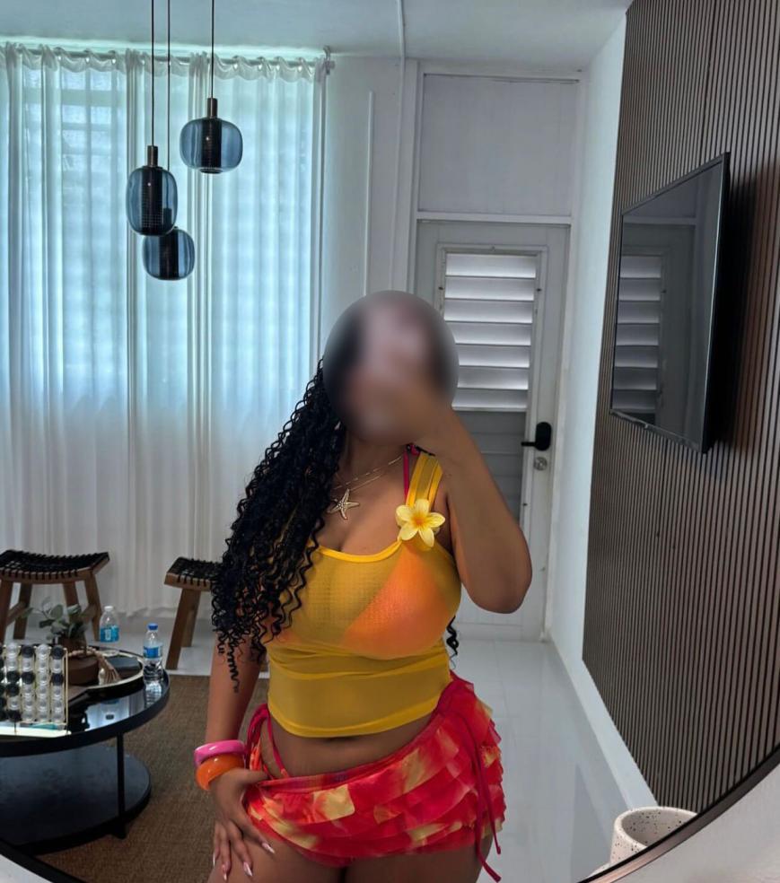 697685356|GABY|Chica
