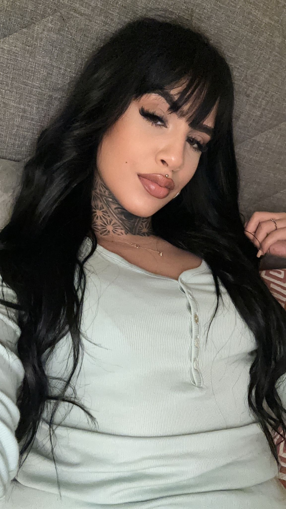 664271789|IRENE|Chica