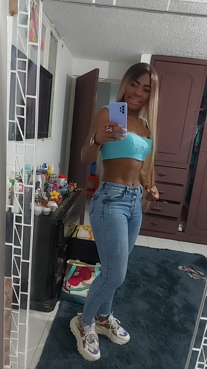 631399497|VANESSA|Puta