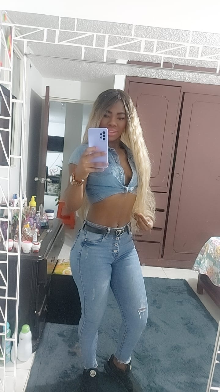 631399497|VANESSA|Puta