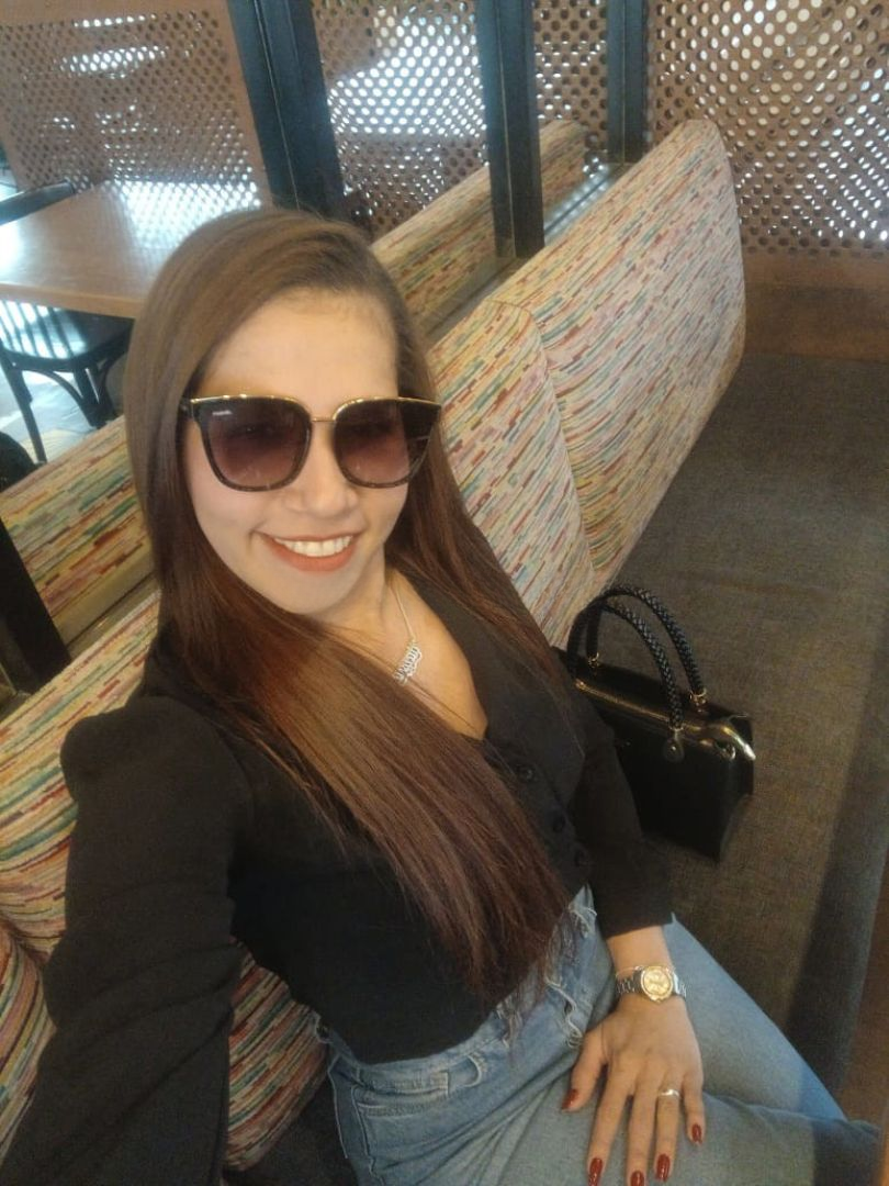 643094440|MIA|Chica