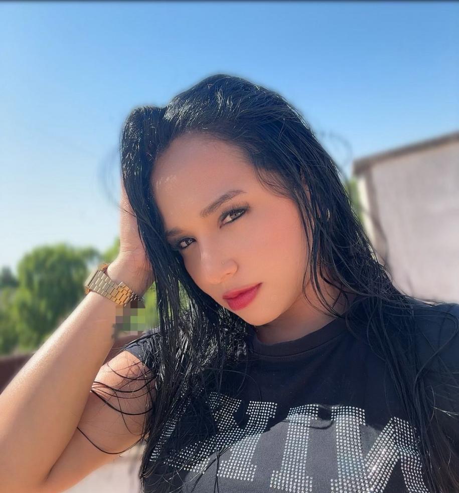 647276433|GABRIELA|Chica