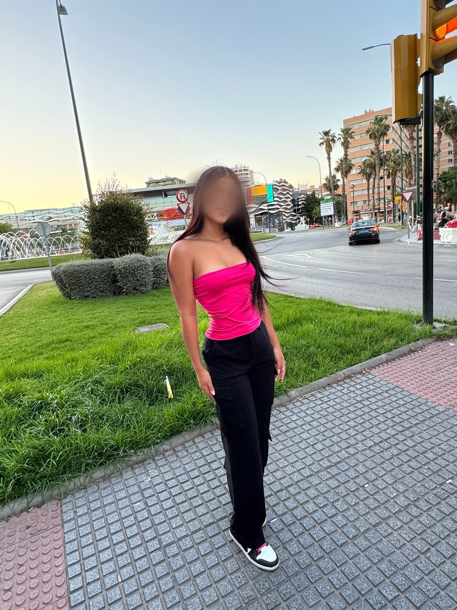 614557170|DANIELA|Chica
