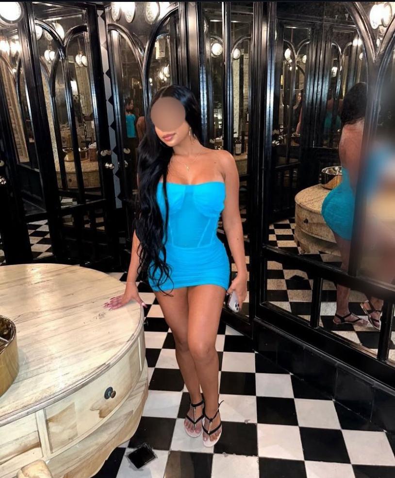 658610190|DAFNE|Chica