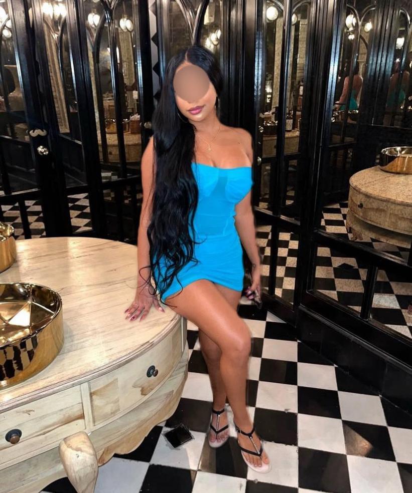 658610190|DAFNE|Chica