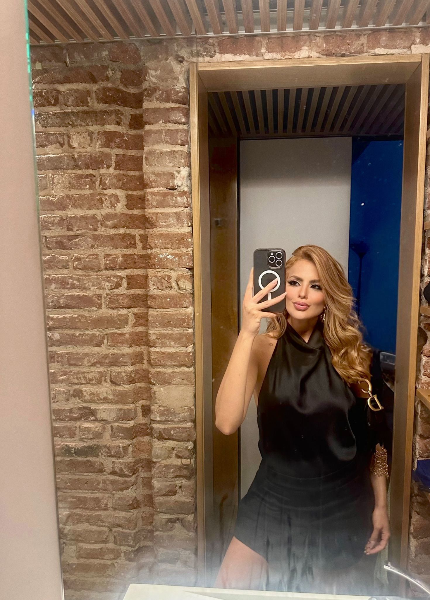 634644744|OLIVIA|Chica