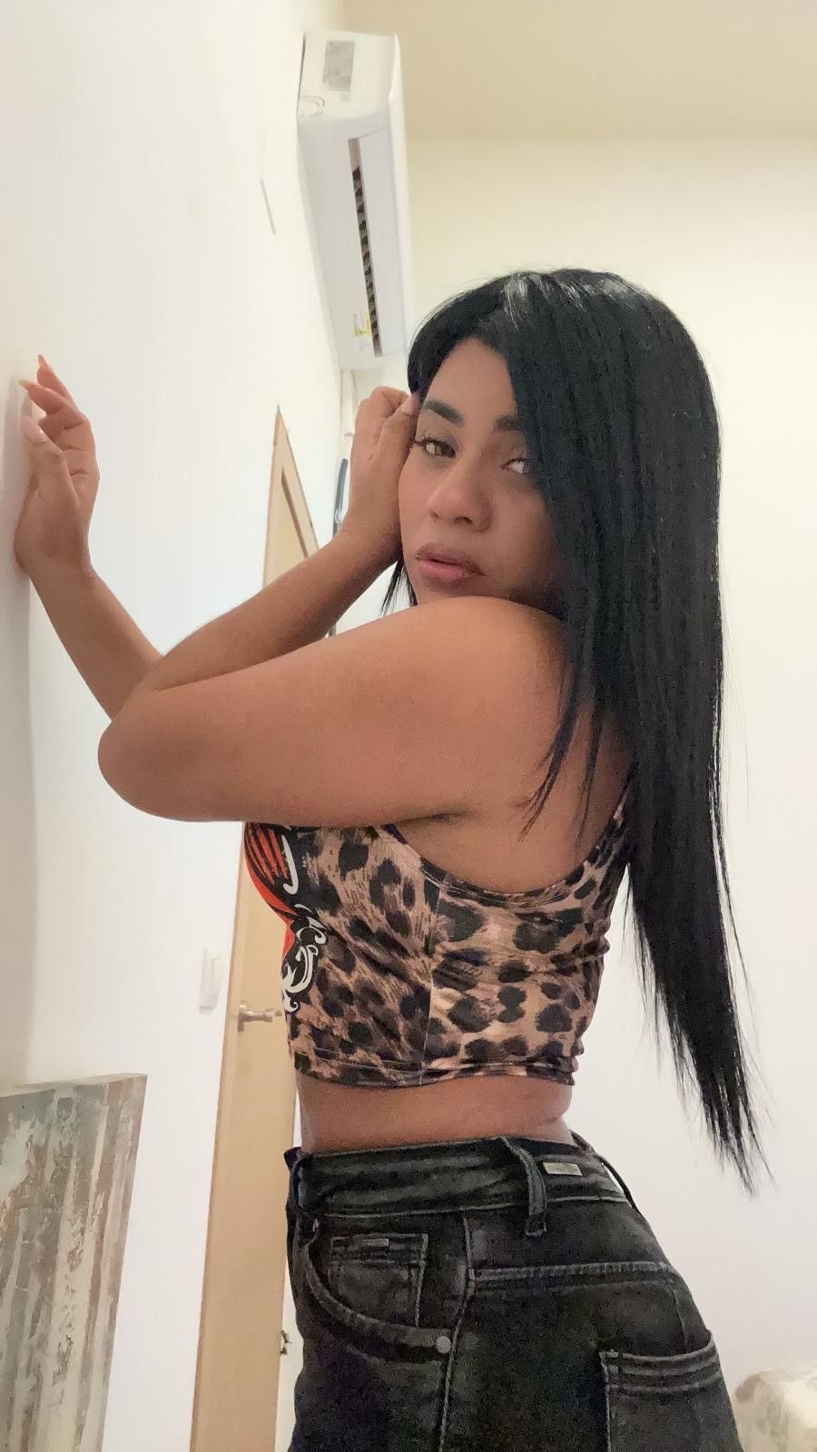 637261080|NICOLE|Chica