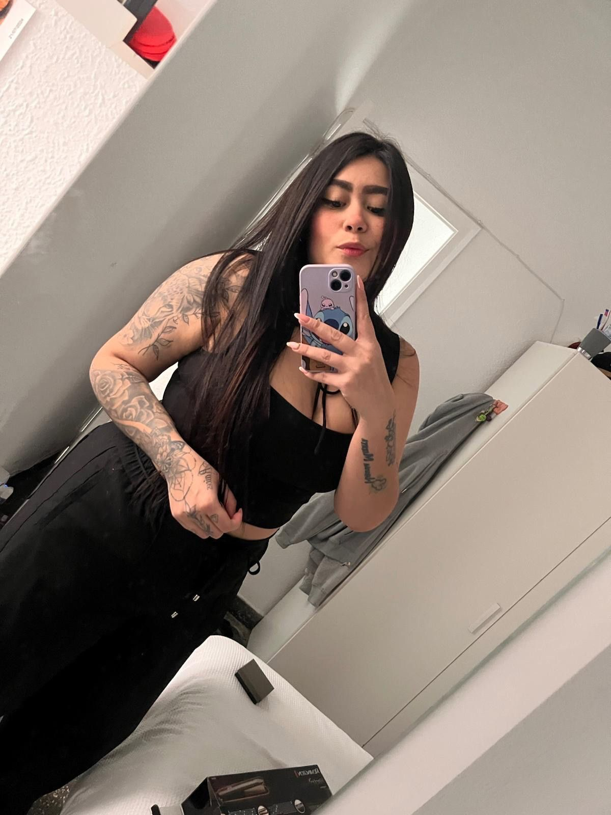 613723896|SARA|Chica