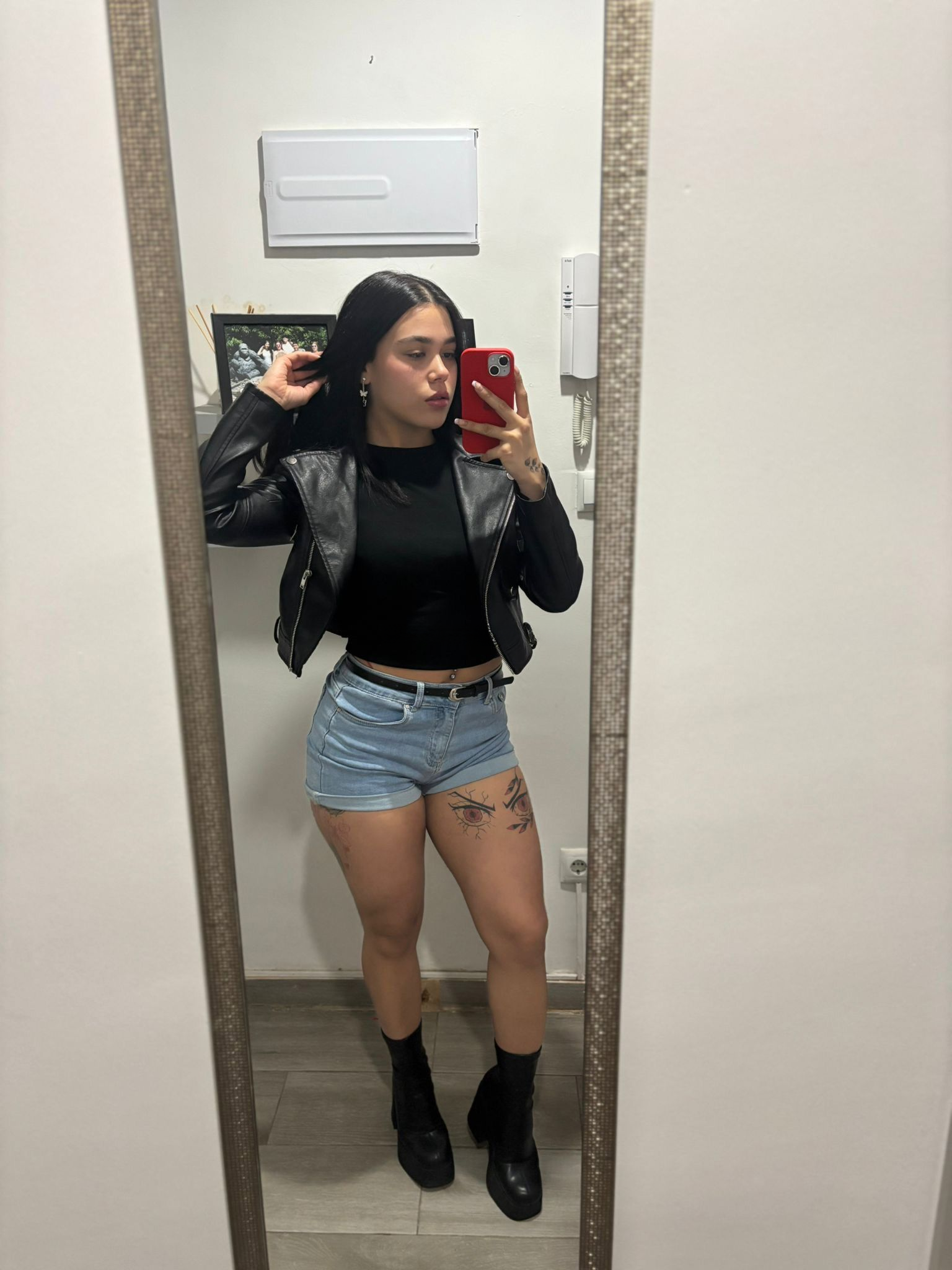 612268971|EMILY|Chica