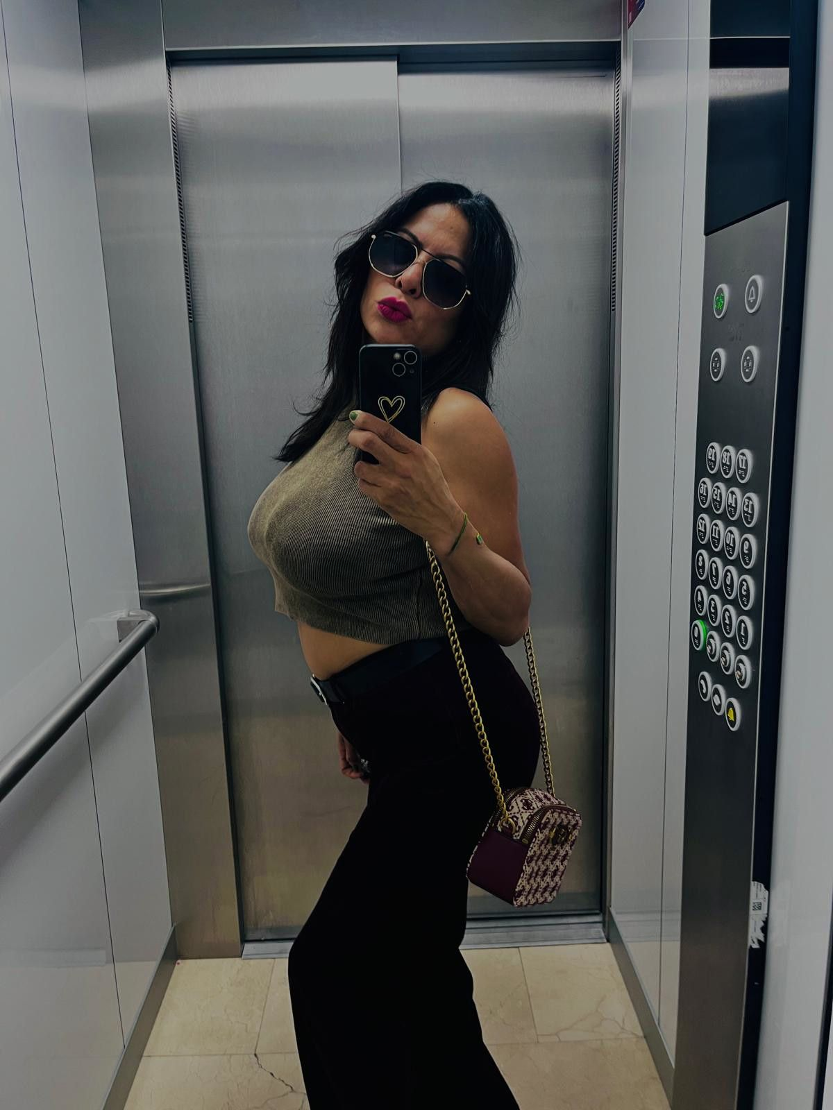 660189579|CELIA|Chica