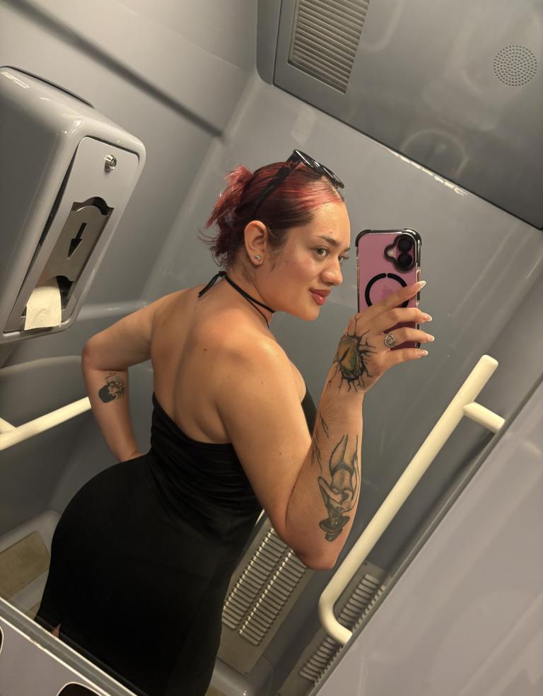 614288054|GEMMA|Chica