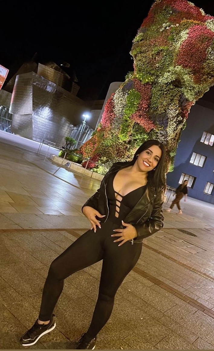 658910030|EMILIANA|Chica