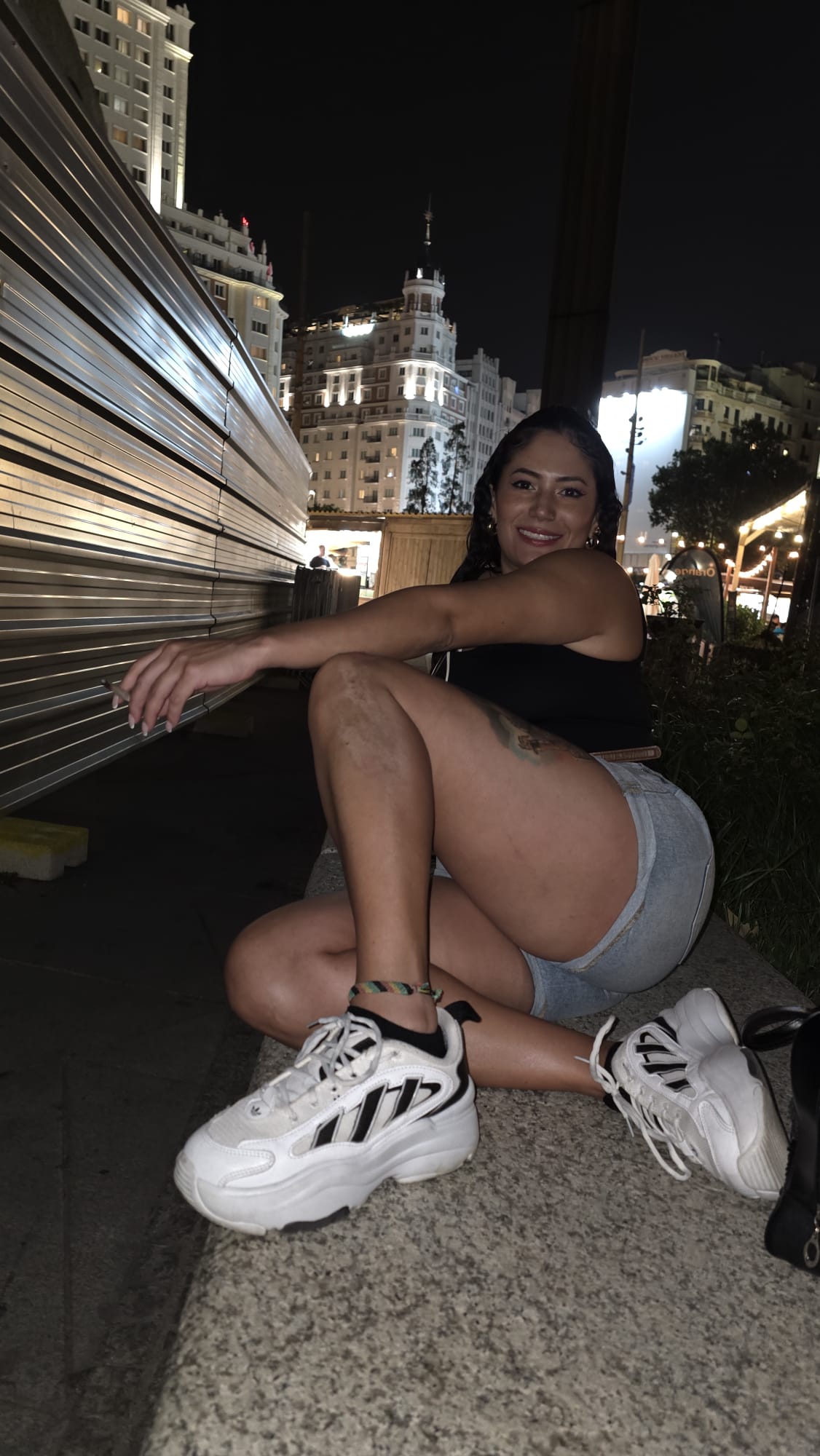 672921490|ASLHY|Chica