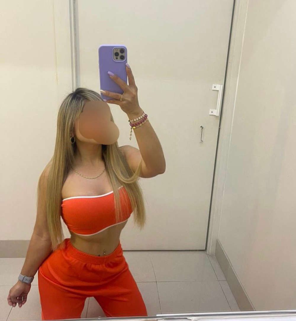 615944029|MELANY|Chica
