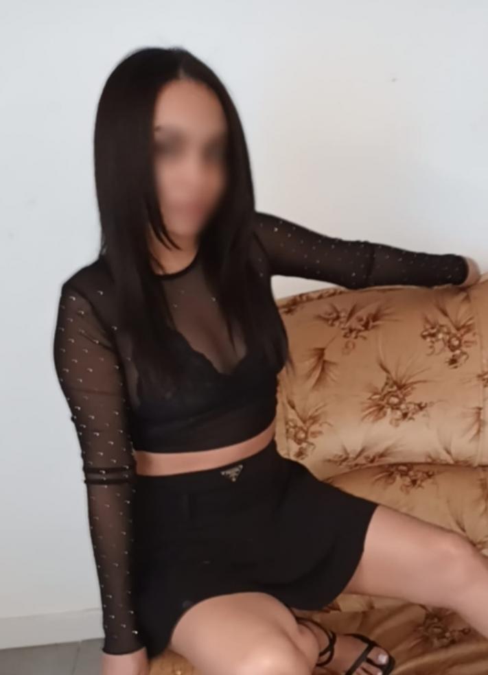 632107950|ELVIRA|Chica