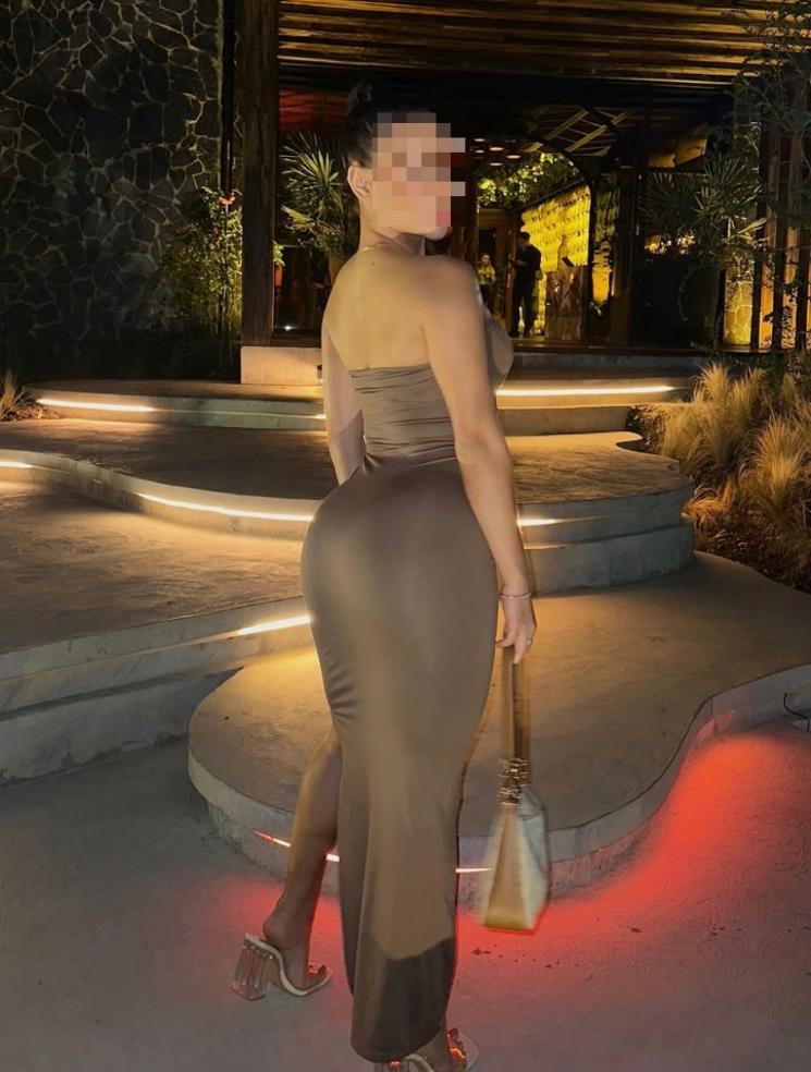 677132906|MARBELLA|Chica