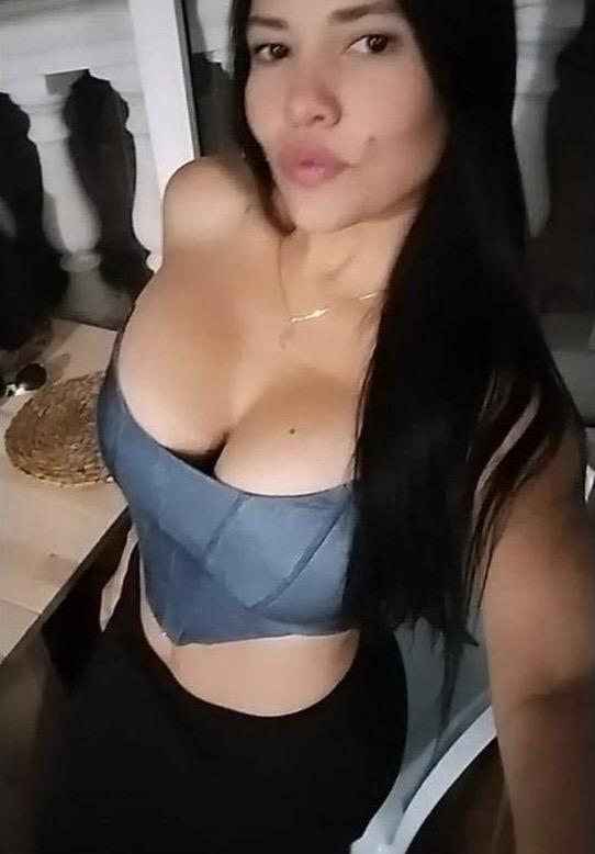 656567119|CECILIA|Chica