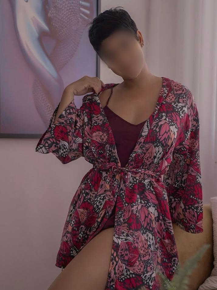 614651907|PAULA|Chica