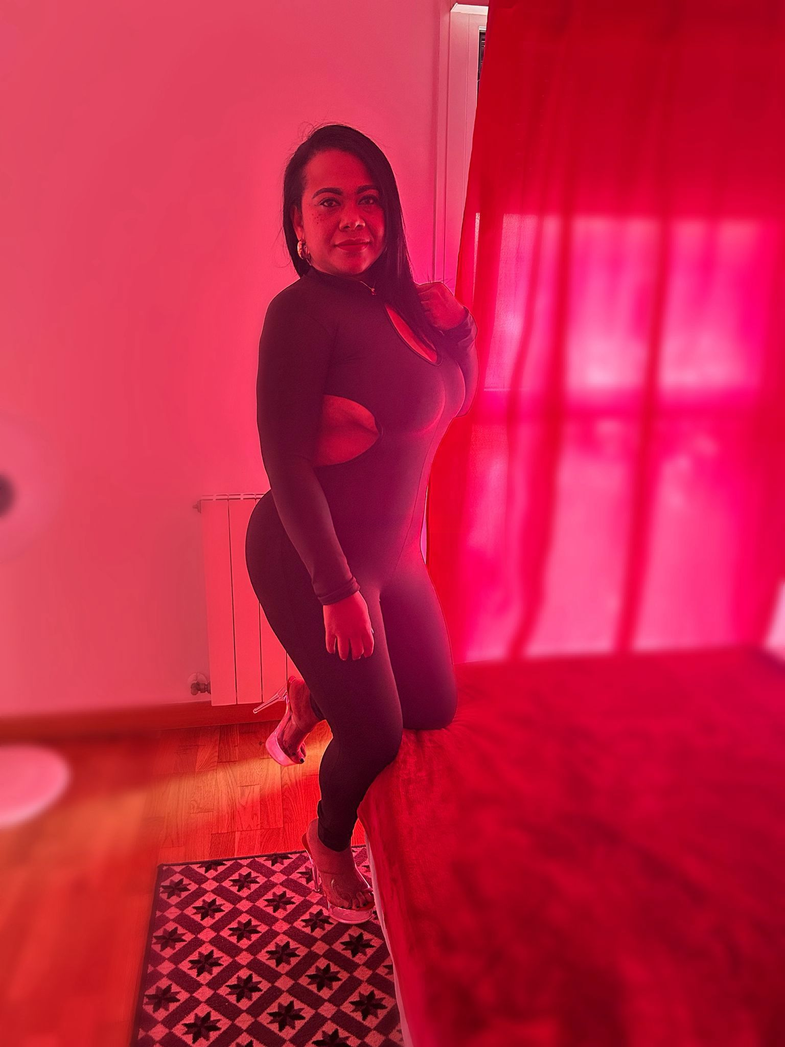 613836927|ISABEL|Chica