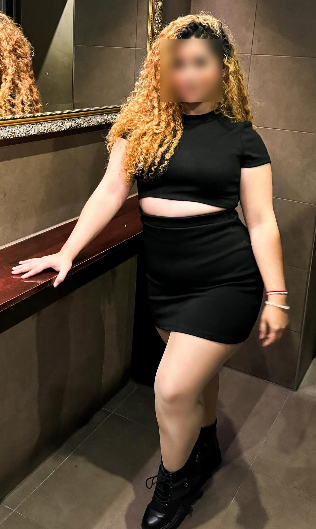 611222628|KELLY|Chica