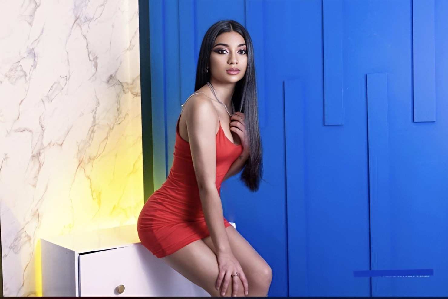 670214039|MARIANA|Chica