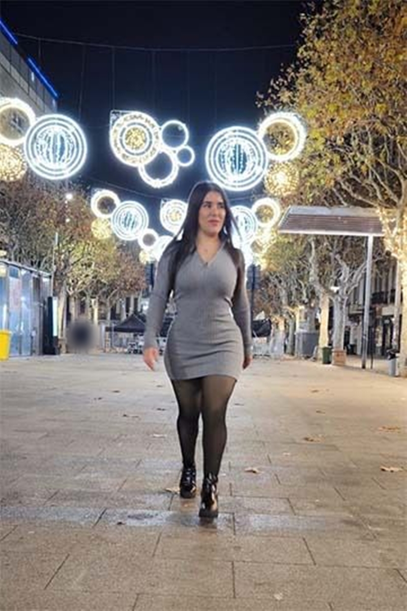 680687637|SARA|Chica