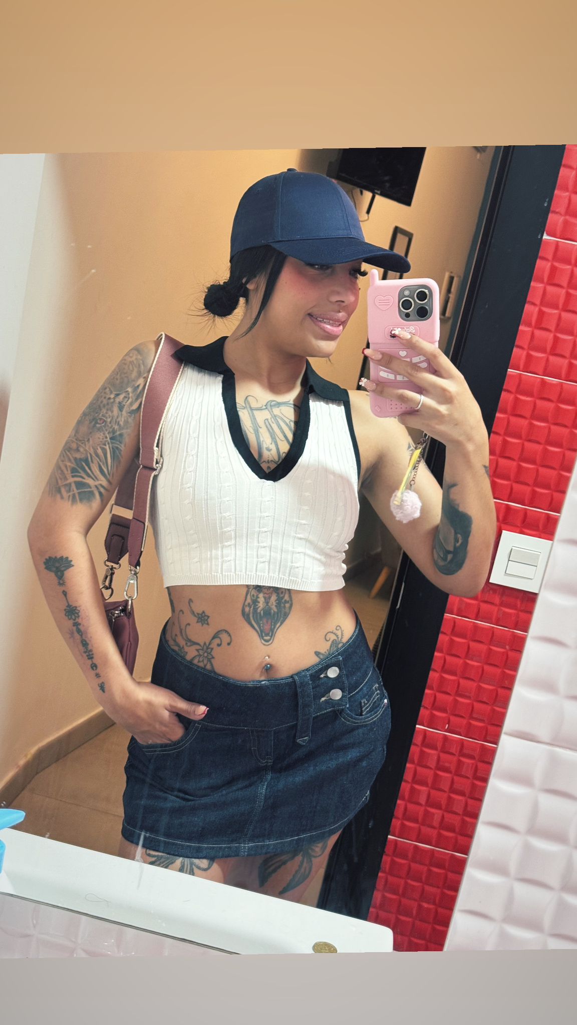 613826792|ISA|Chica