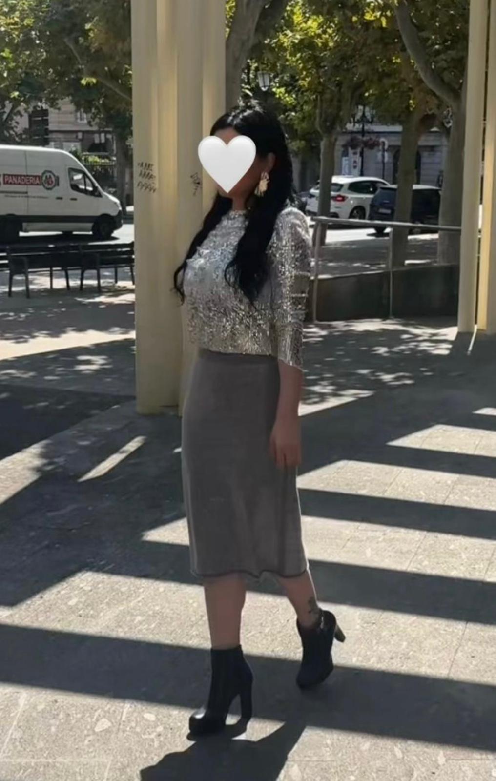 614636097|VANE|Chica
