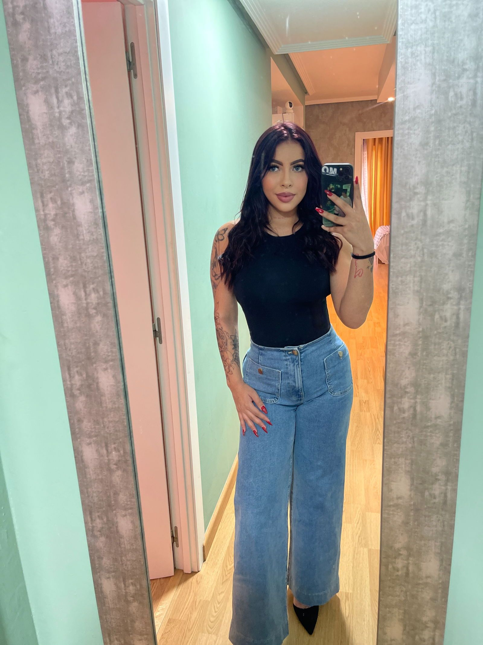 613588146|SOFIA|Chica