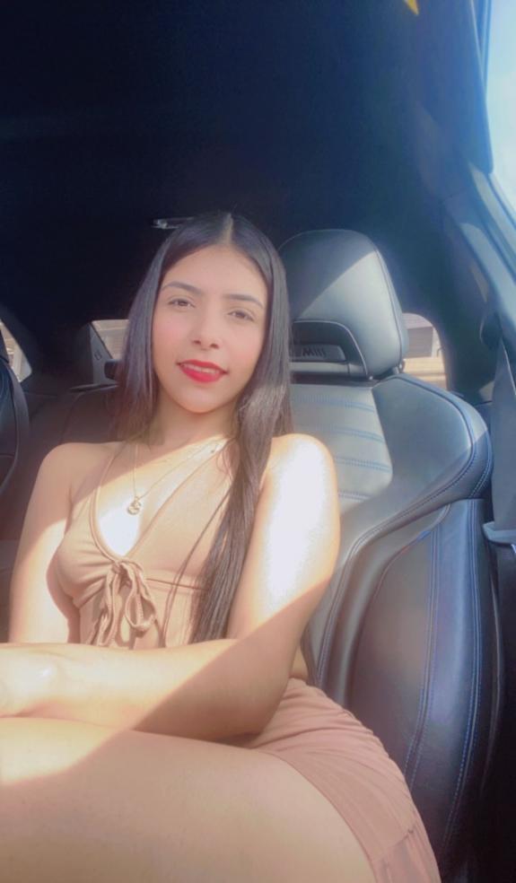 635454827|MÍA|Chica