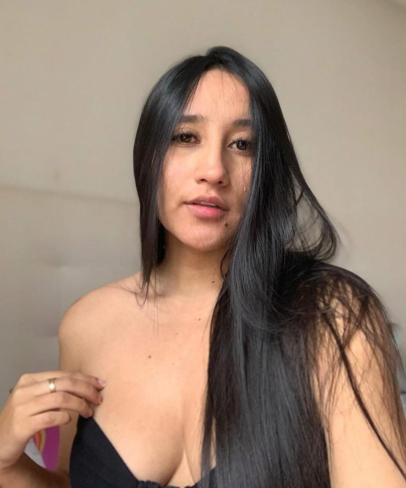 642298005|VICTORIA|Chica