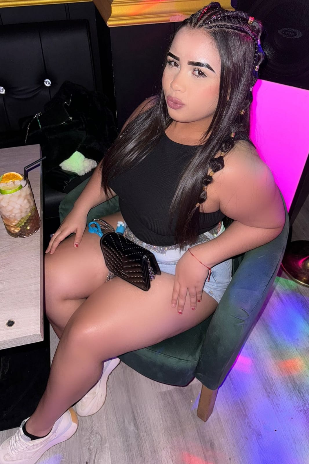 642571443|KARLA|Chica