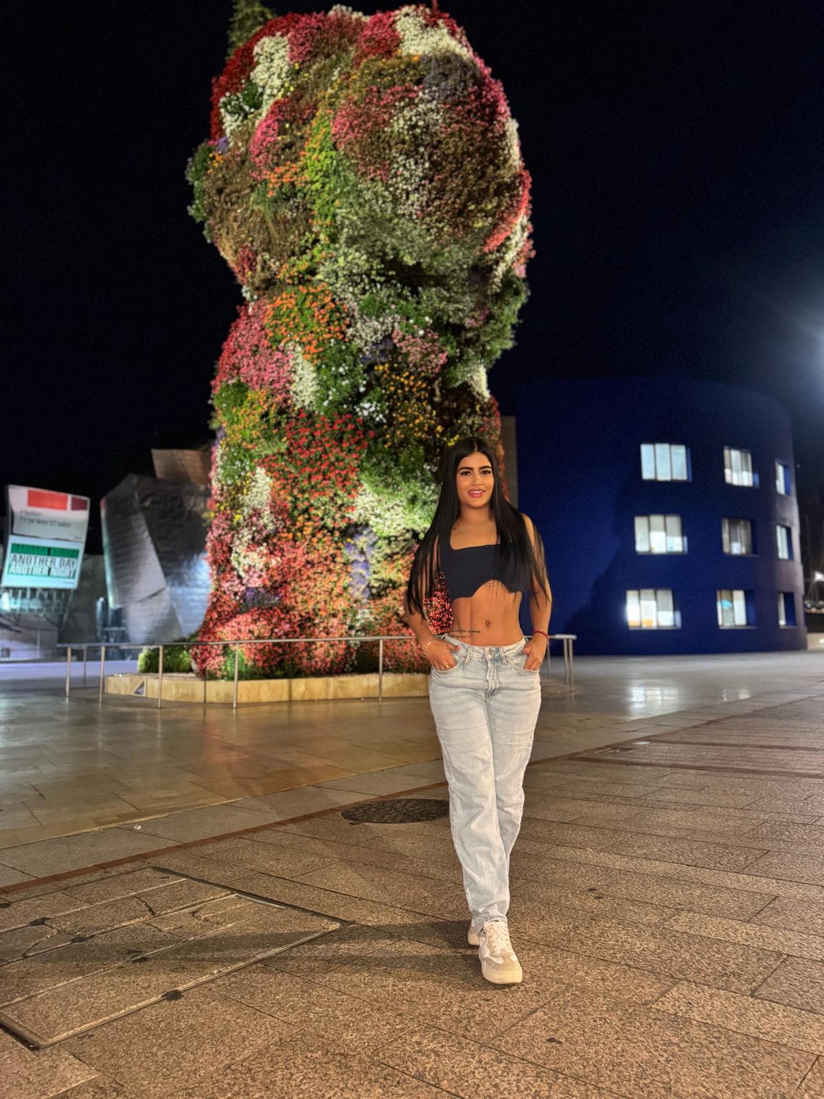 613598360|MEGAN|Escort