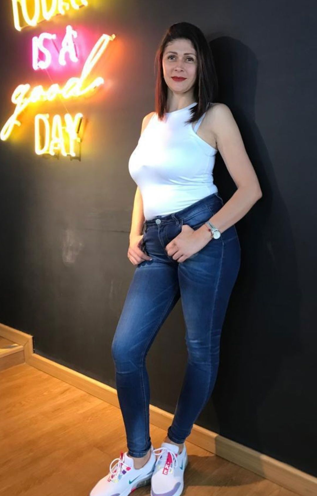 624781297|SARA|Chica