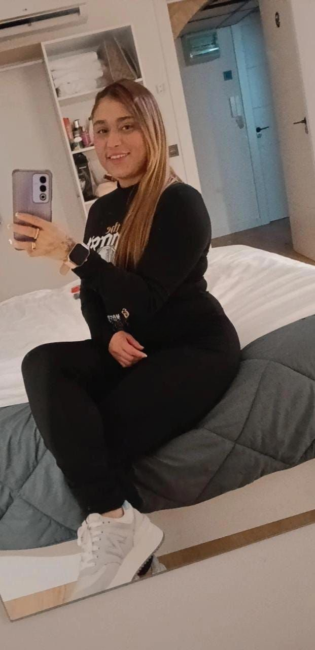 604841878|VALERIA|Chica