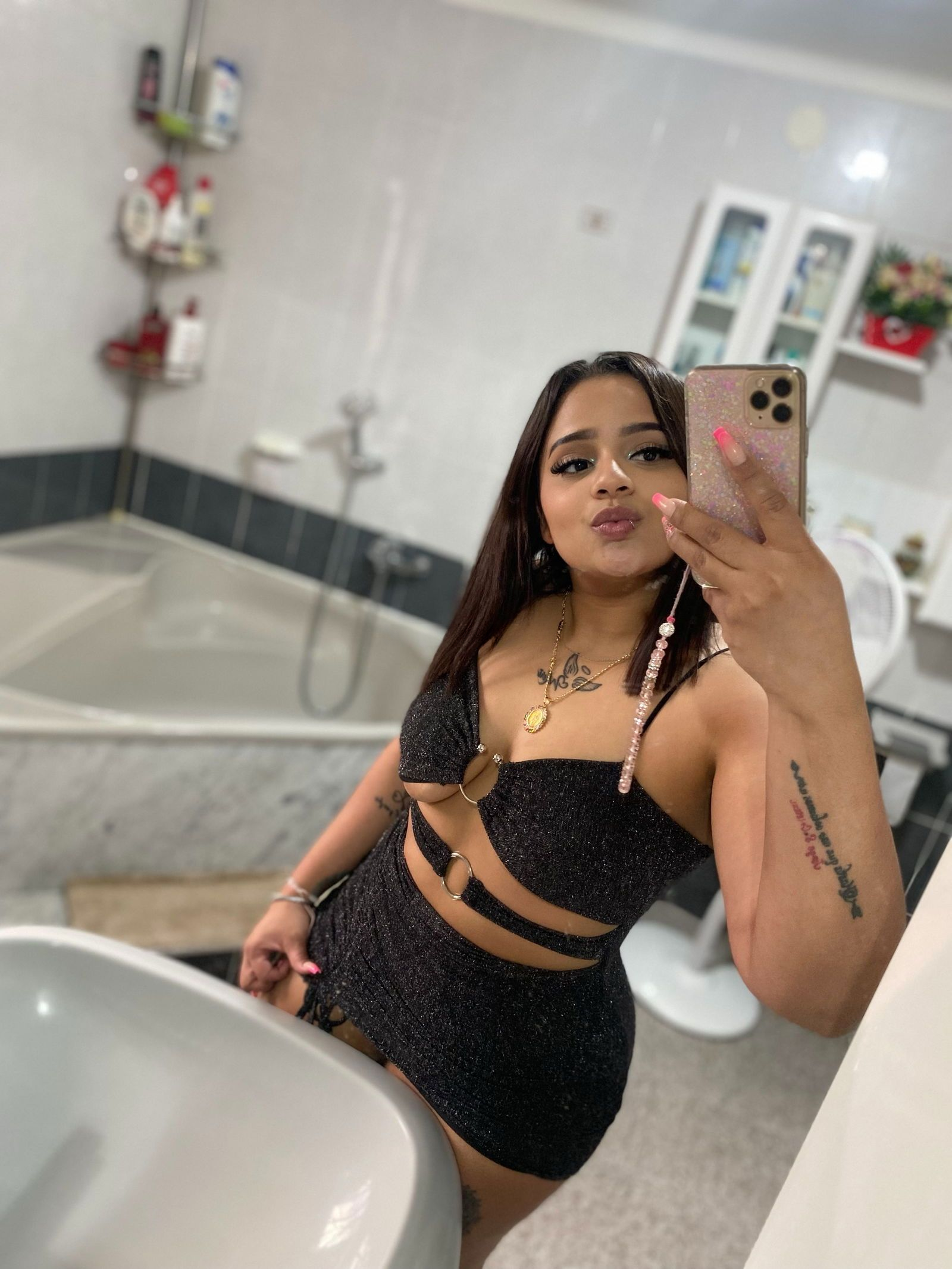 643617802|ANGELICA|Chica