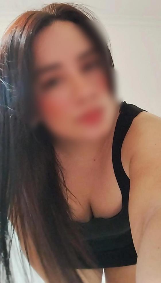 611389300|NADA|Chica