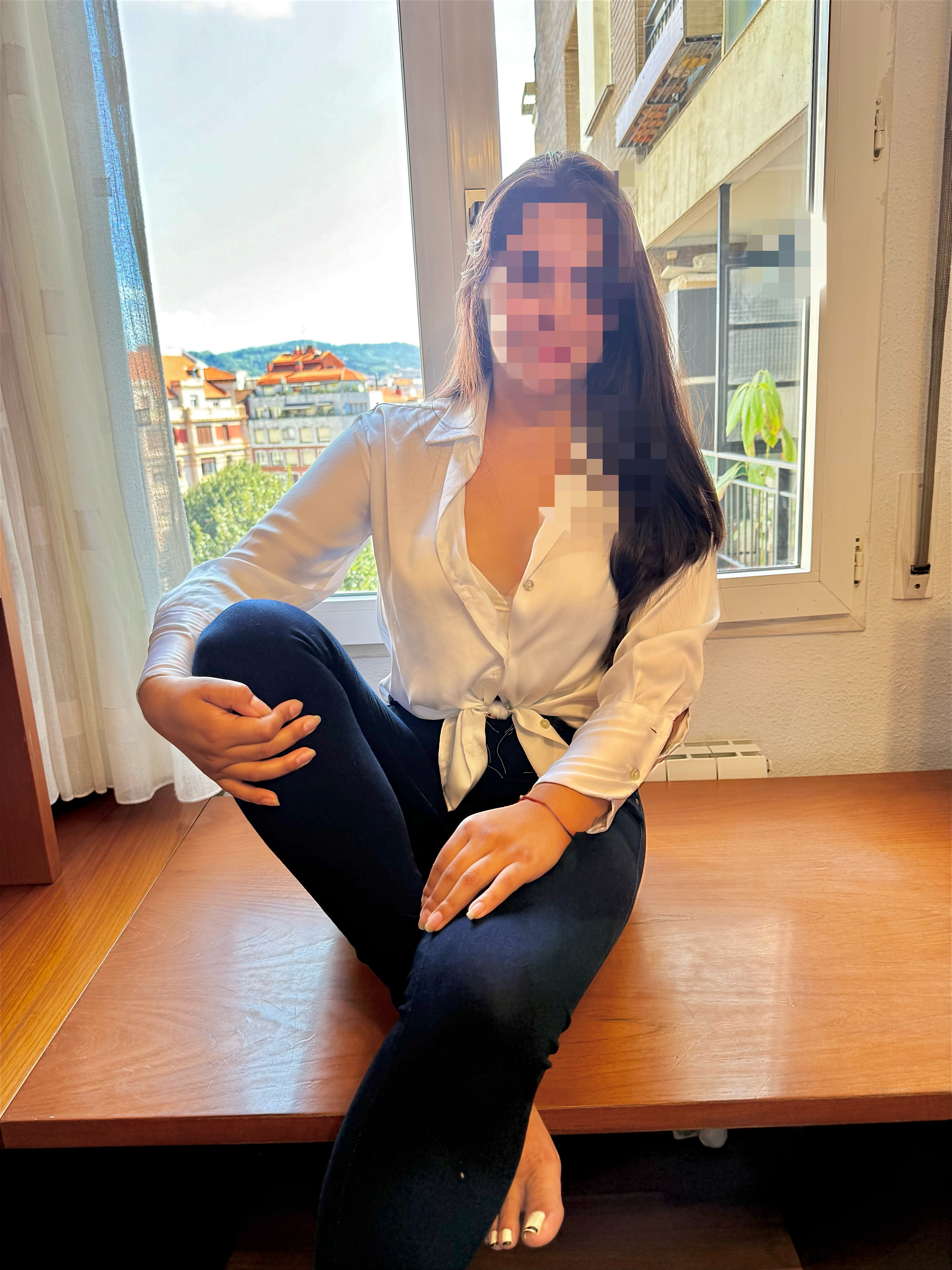613128040|DANIELA|Chica
