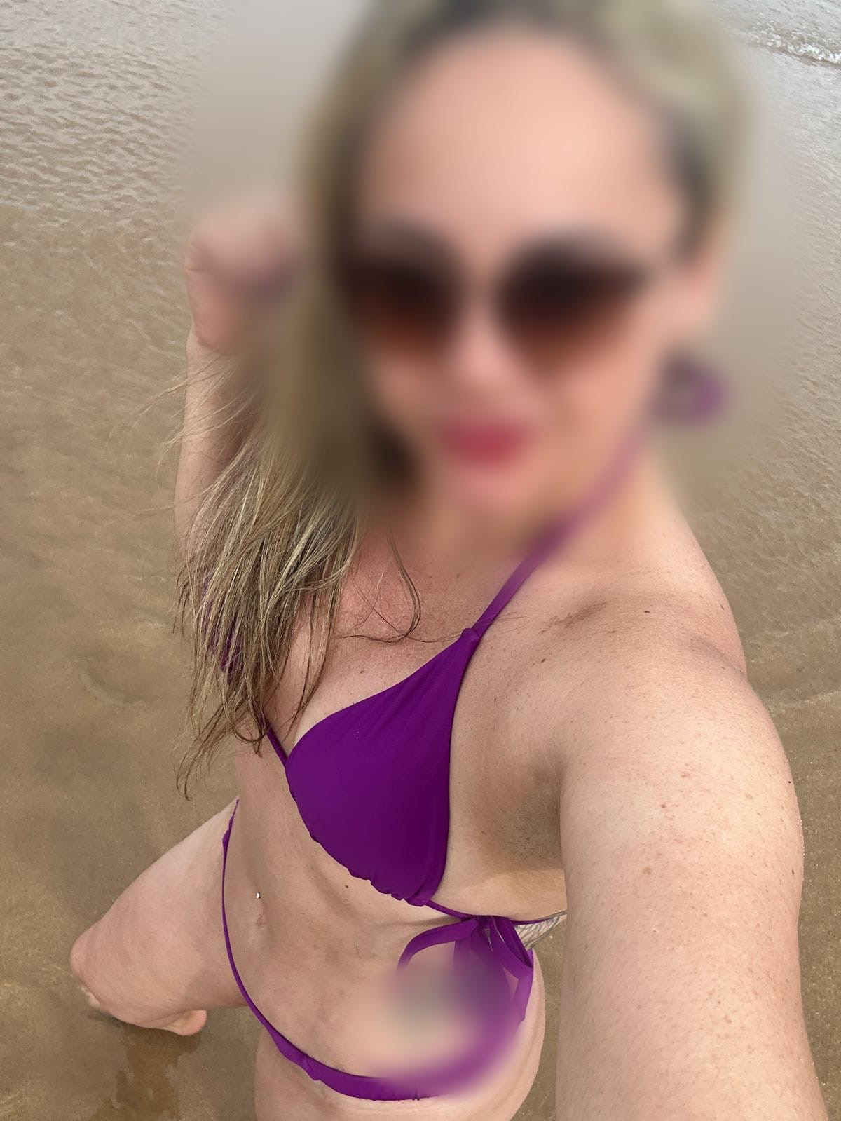 631033695|SARA|Chica