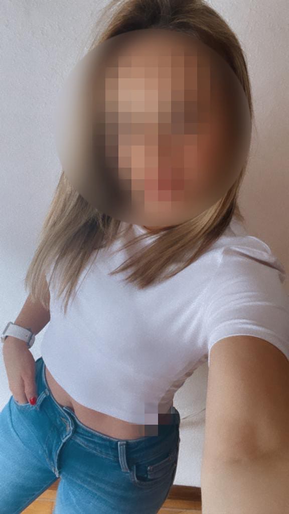 631033695|SARA|Chica