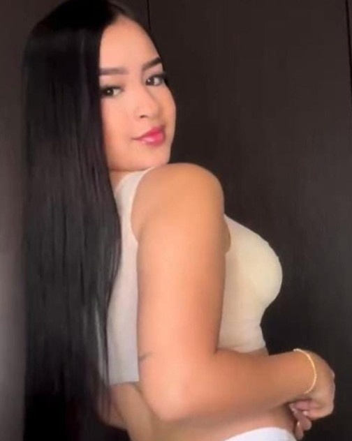 643195011|VALERY|Chica