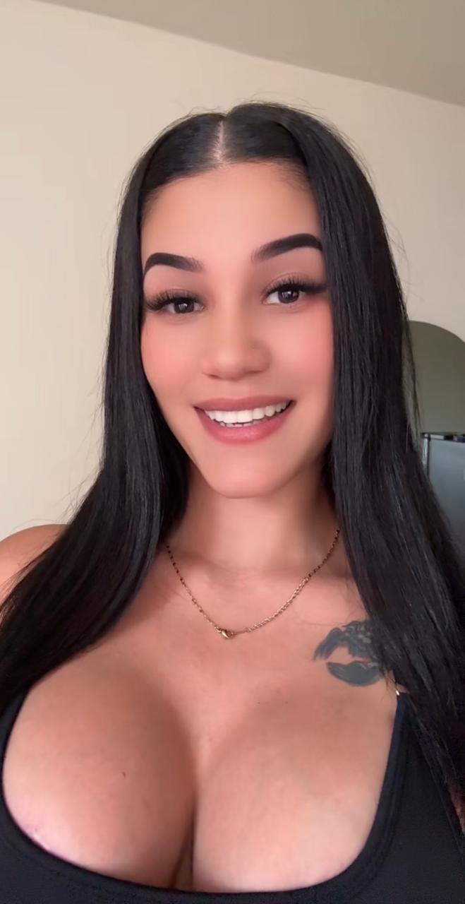 613827509|VICTORIA|Chica