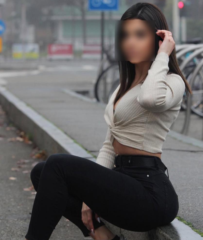 643075439|NEREA|Chica