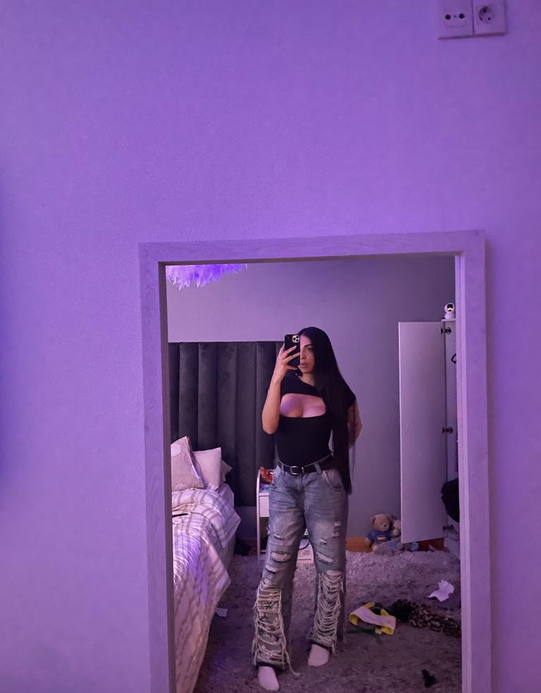666102715|MARTINA|Chica