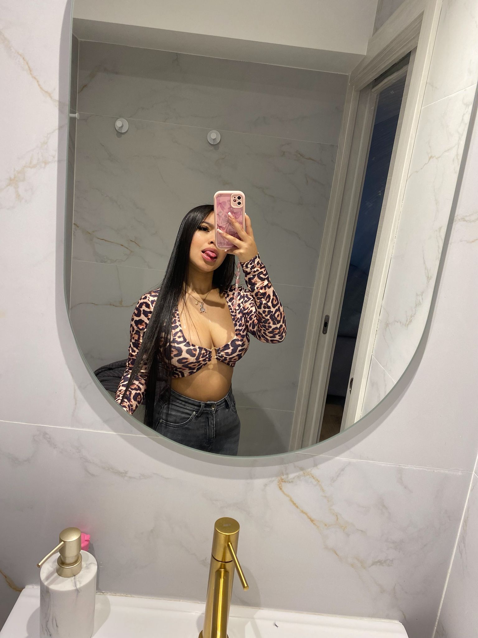 613579432|SAMANTHA|Chica