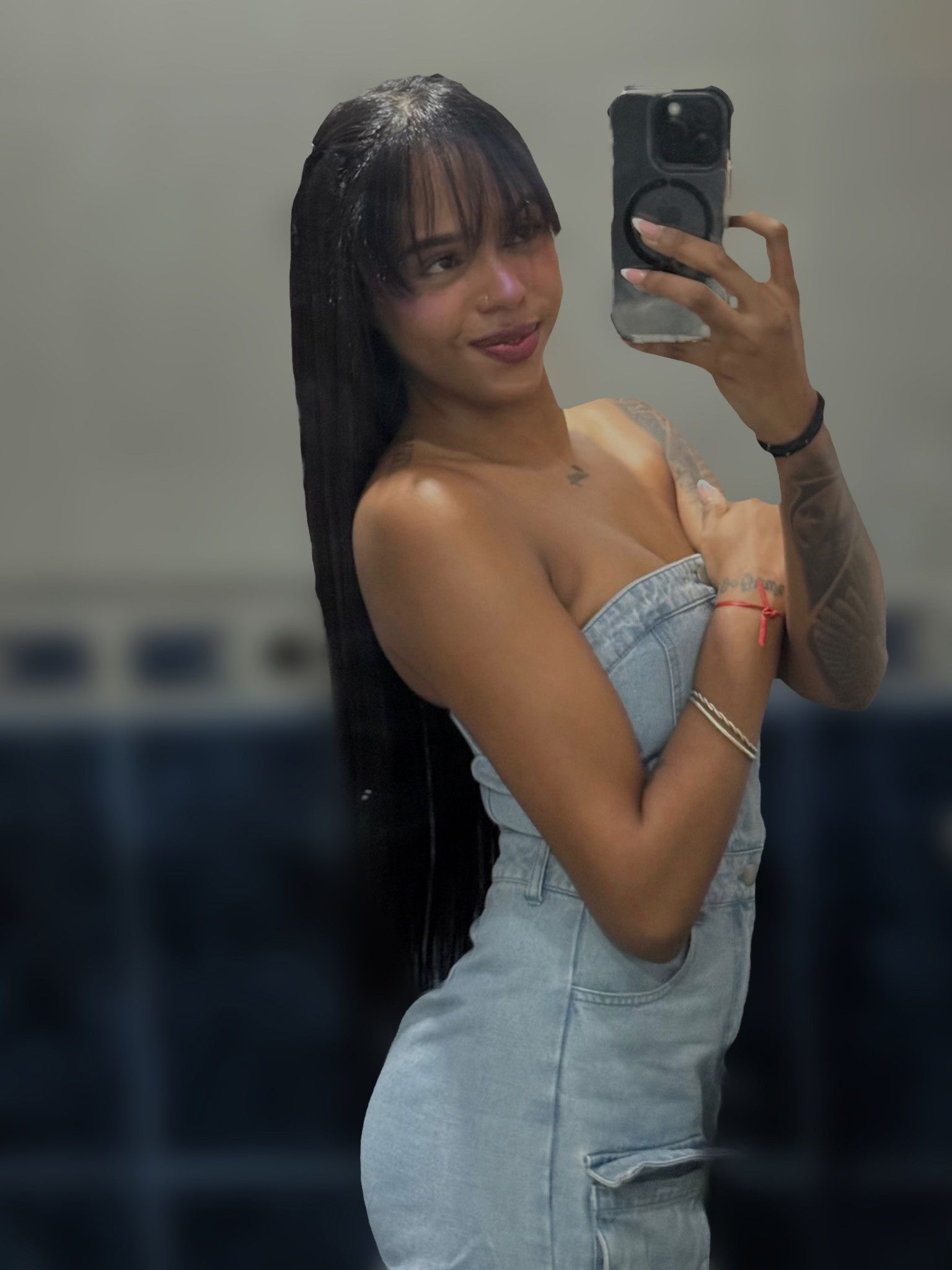 604260300|SHARON|Chica