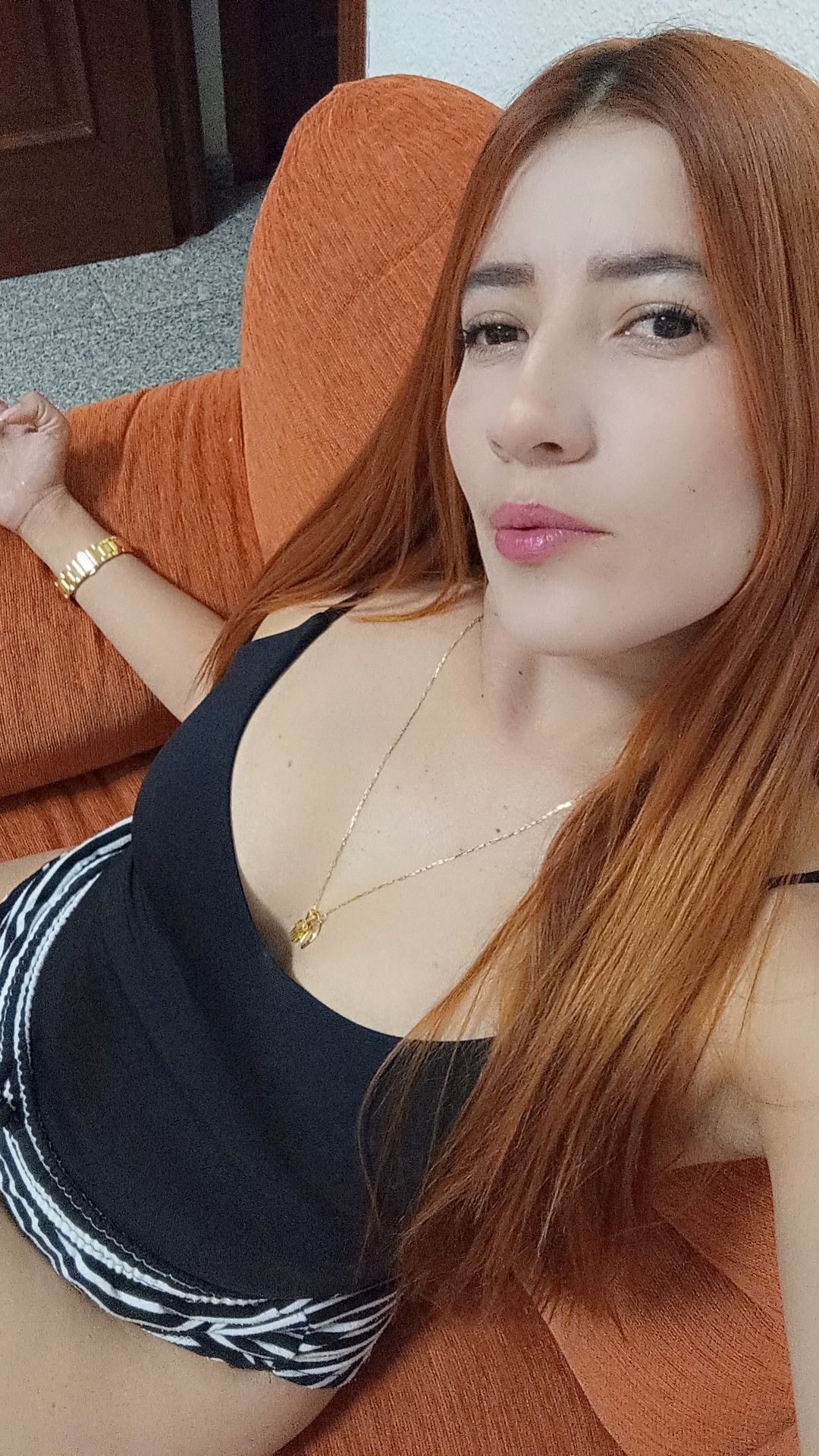 672840386|ALEJANDRA|Chica