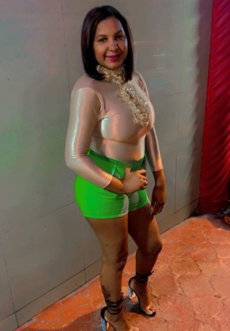631675435|NICOL|Chica