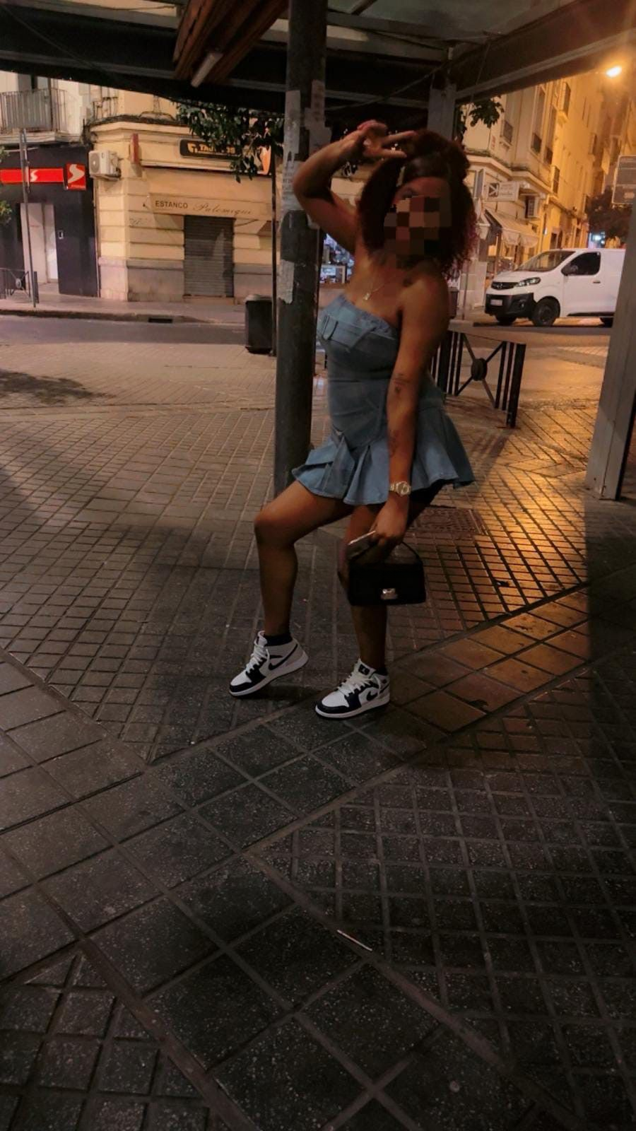 631675435|NICOL|Chica